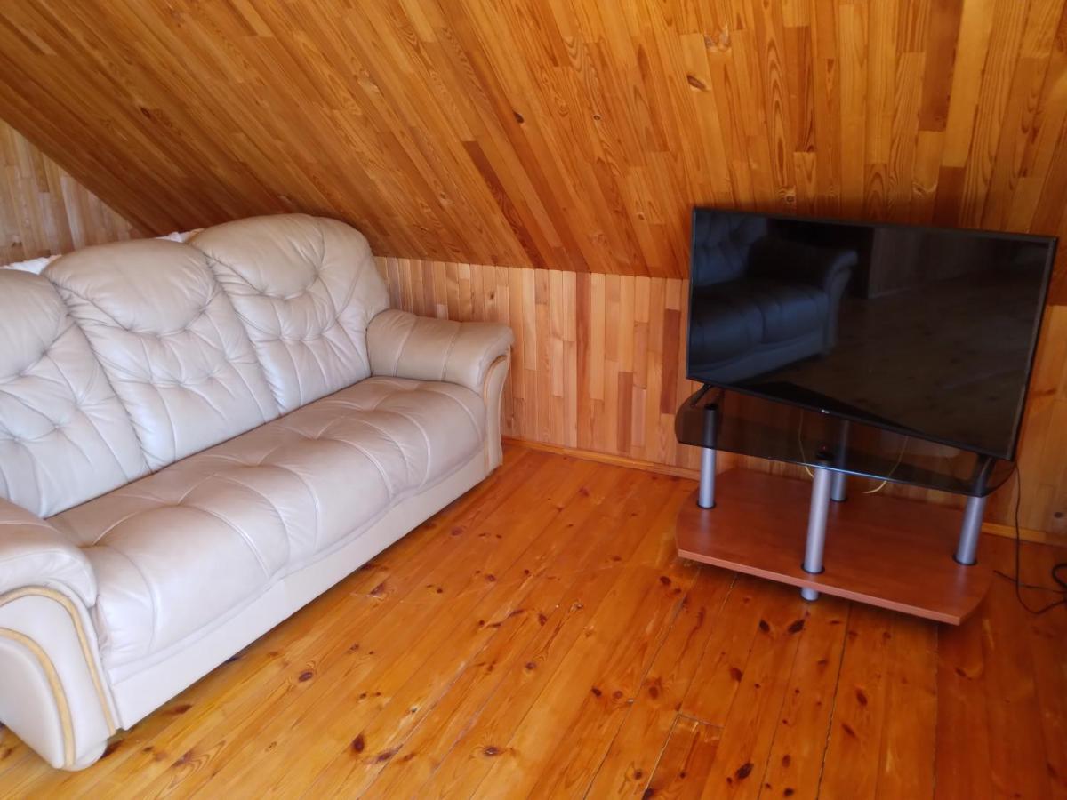 Guest House Vilcini Bernāti Esterno foto