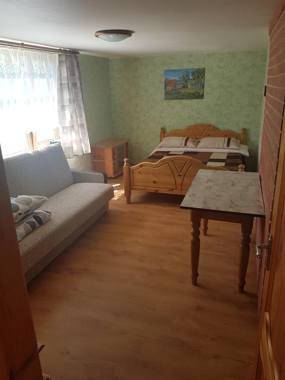 Guest House Vilcini Bernāti Esterno foto