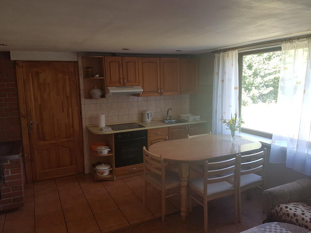 Guest House Vilcini Bernāti Esterno foto